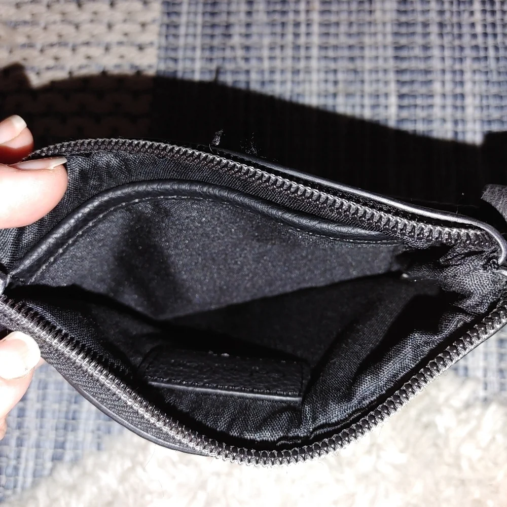 Calvin Klein Wristlet - Picture 8 of 9
